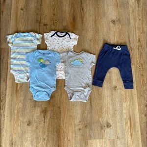 Gerber & Carter’s Baby Boy Lot (5 pieces) 6-9m